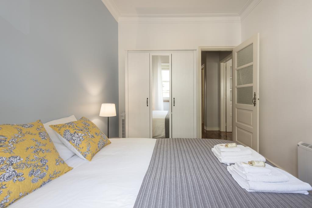 Apartamento junto à Fonte Luminosa Lisbona Esterno foto