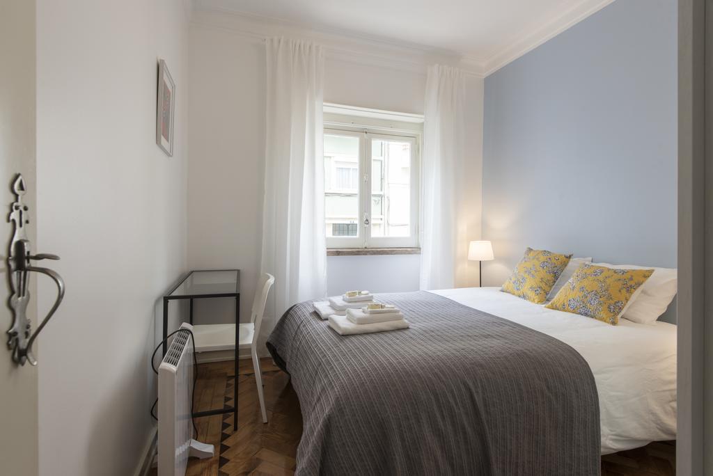 Apartamento junto à Fonte Luminosa Lisbona Esterno foto