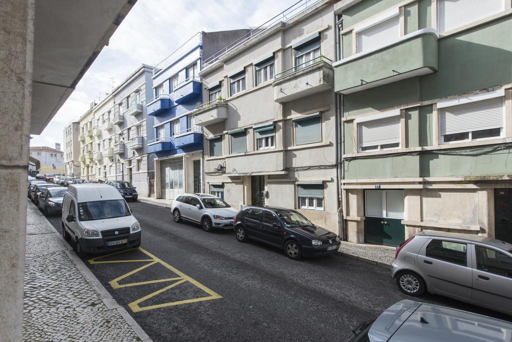 Apartamento junto à Fonte Luminosa Lisbona Esterno foto