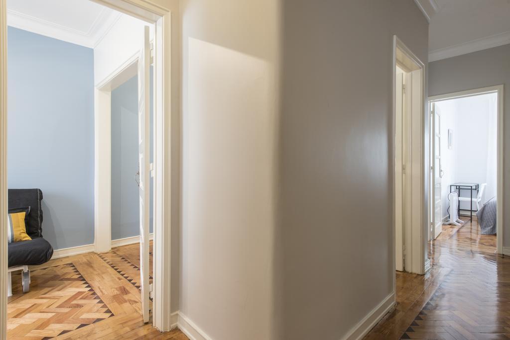 Apartamento junto à Fonte Luminosa Lisbona Esterno foto