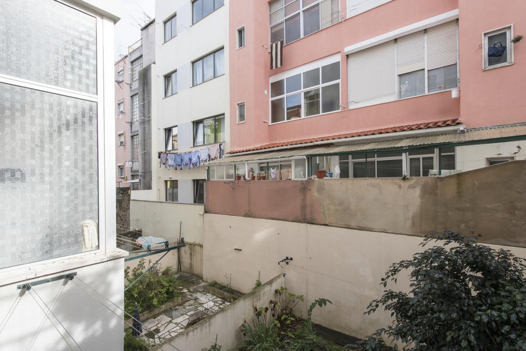 Apartamento junto à Fonte Luminosa Lisbona Esterno foto